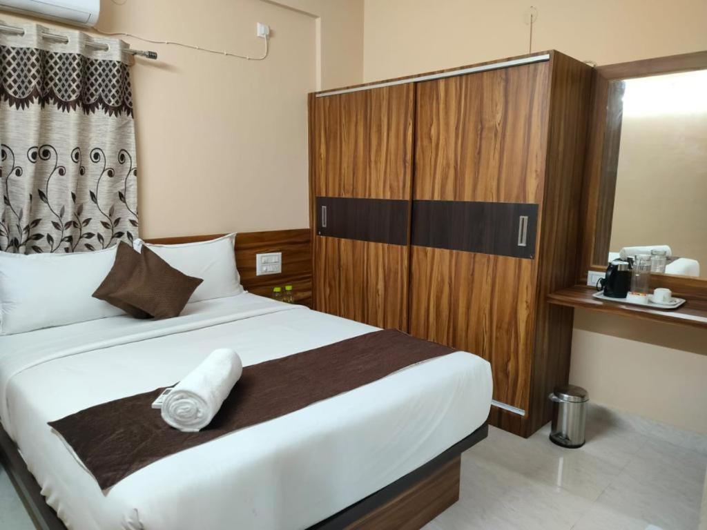 Отель Golden Chariot 1Bhk Flat Manyata Tech Park Бангалор Экстерьер фото